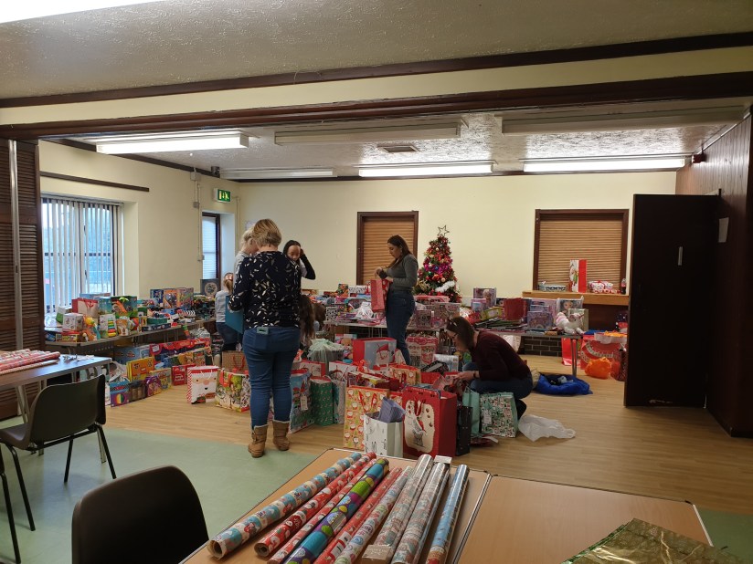 Giving tree 2019 refuge wrapping 10